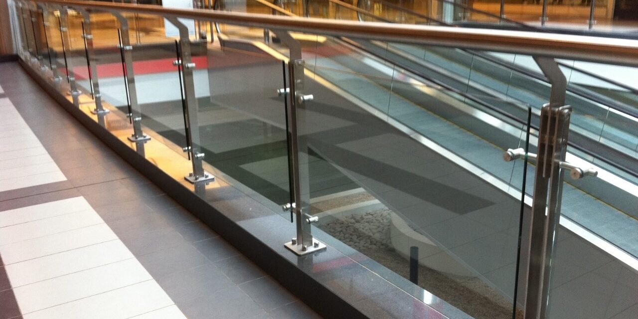 barandas-titan-plaza Barandas y Pasamanos - Titán Plaza