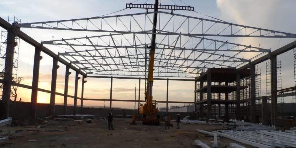 Estructura de Cubierta - Bodega en Siberia